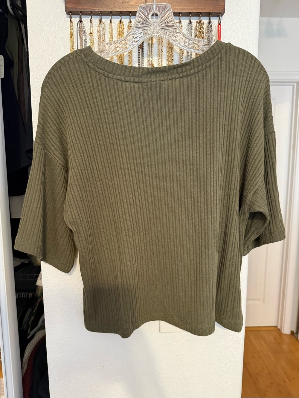 Bobeau Ribbed Tee - Picture 4 of 5